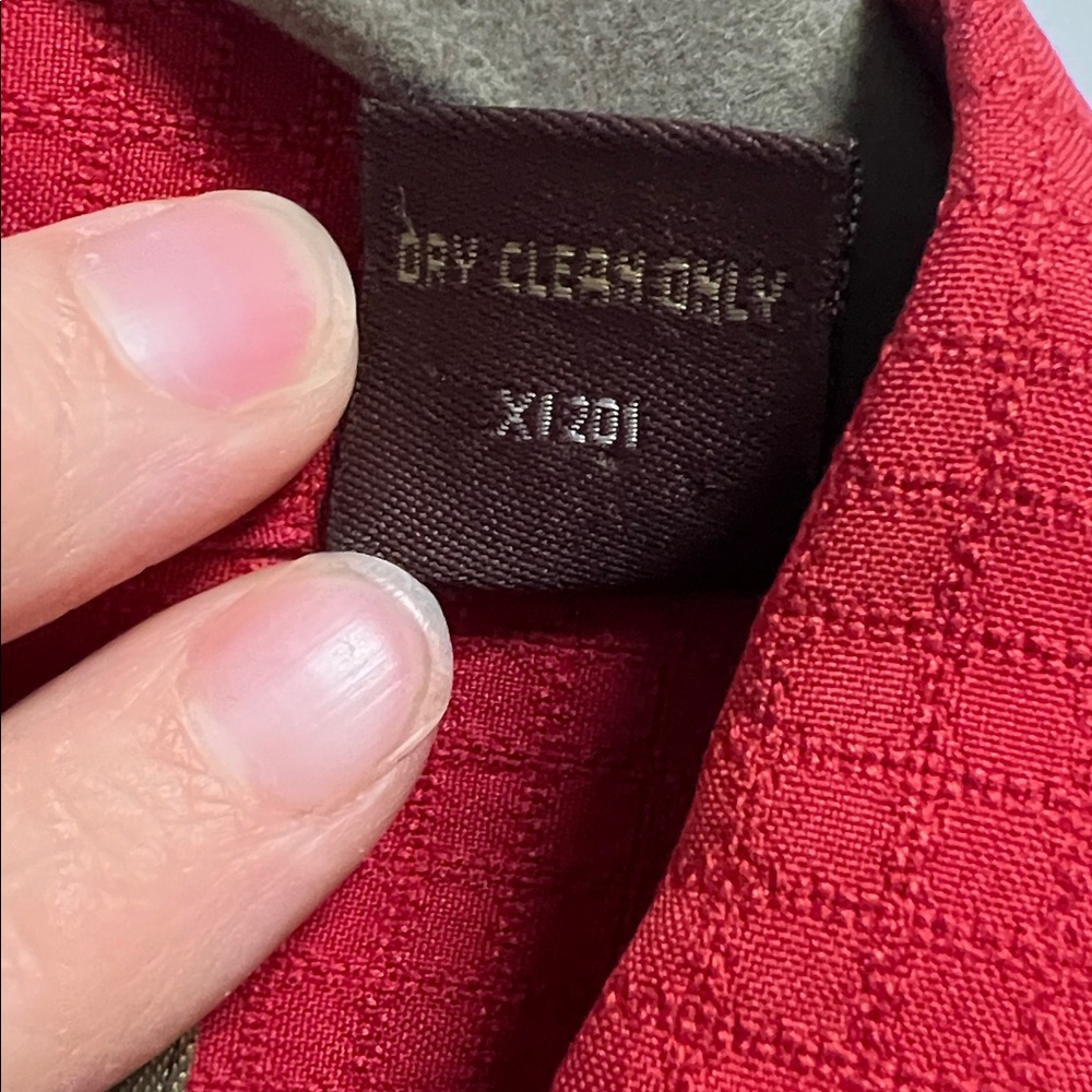 Johnston & Murphy 100% Silk Red Casual Button Down Shirt - Picture 5 of 8